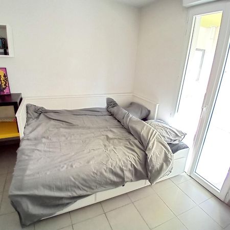Studio Cosy Avec Terrasse Montpellier Exterior photo